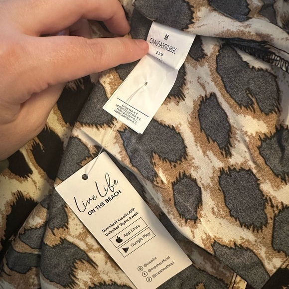 CUPSHE | Leopard Print Dolman Sleeve Dress | Medium | NWT - Picture 9 of 10